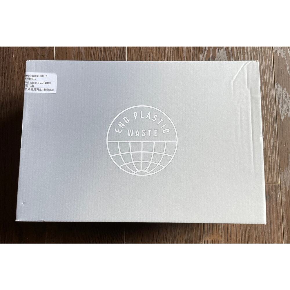 Adidas Lite Racer empty shoe box